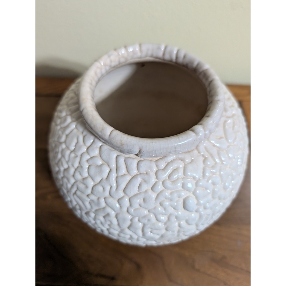Vtg Manjudo Japan Vermiculated Japanese White Awaji Shinoware Vase Minoware 20th